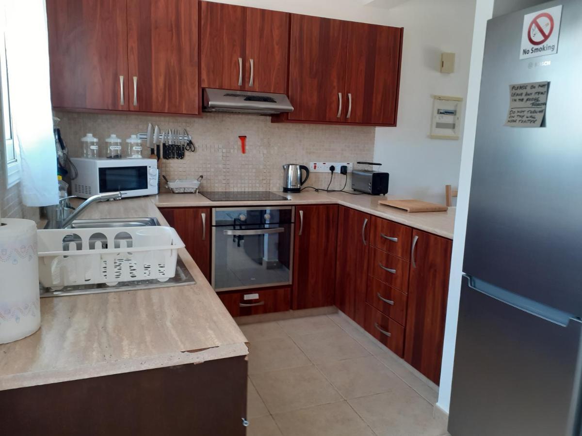 Beautiful 2-Bed House In Mandria Paphos Villa Eksteriør bilde