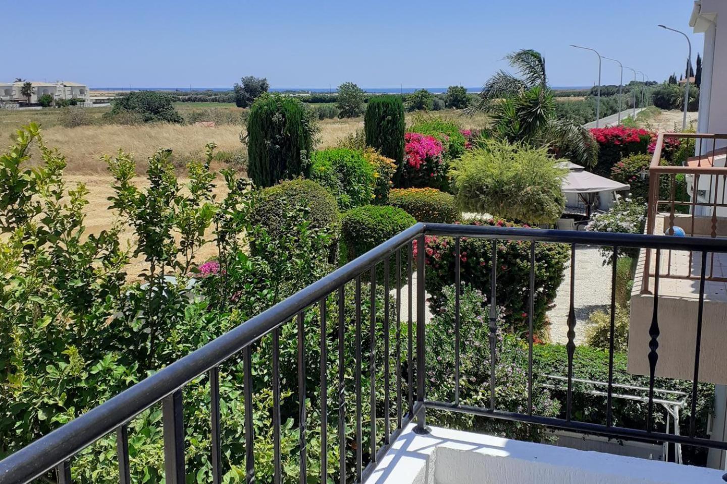 Beautiful 2-Bed House In Mandria Paphos Villa Eksteriør bilde